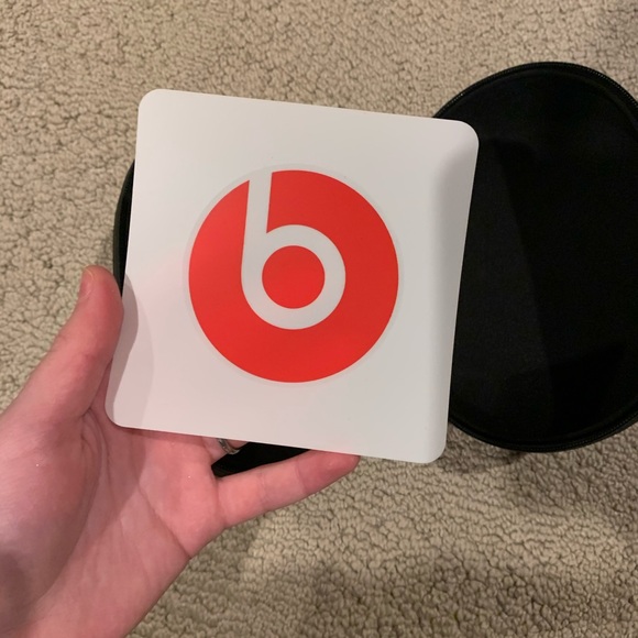 Beats Studio3 CASE - Picture 4 of 4